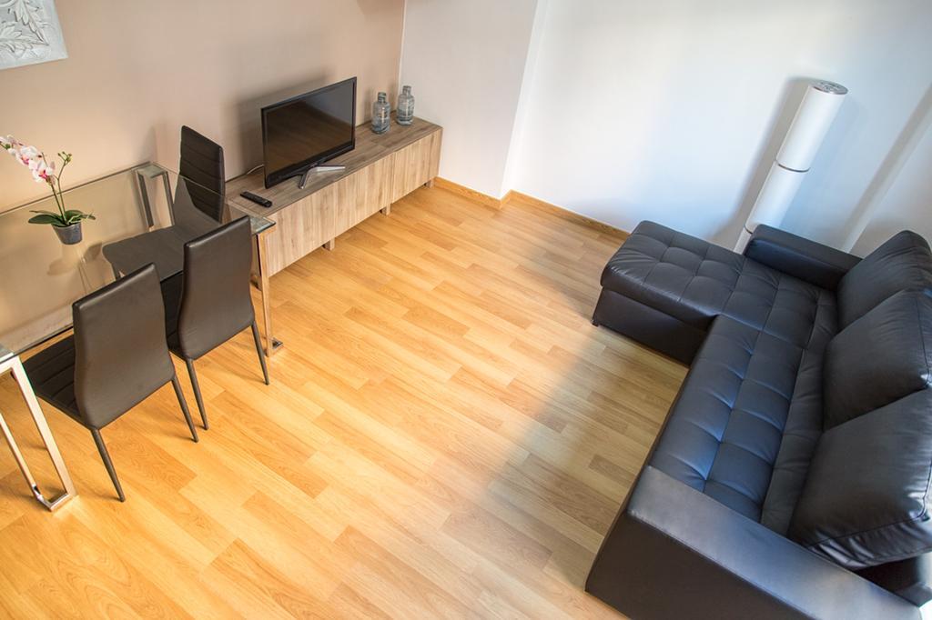 Apartamento Eursu Centro Con Piscina Malaga Exterior photo